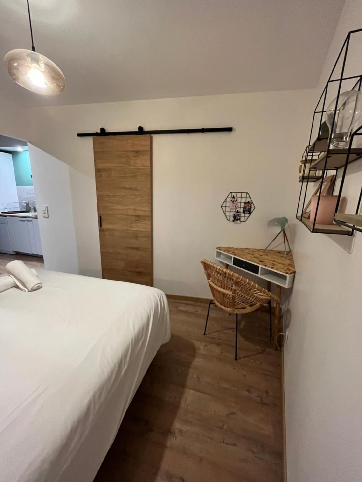 La Cour Chartraine - Cosy Appartement Avec Cour Exterieur A ブロワ エクステリア 写真